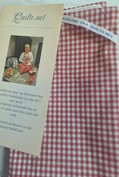BK Tilda røde og hvite ruter